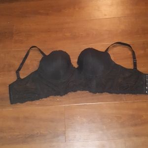 VICTORIA SECRET 34DD lingerie